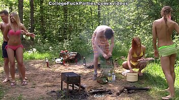 Dynamic sex with young students in the woods at a picnic